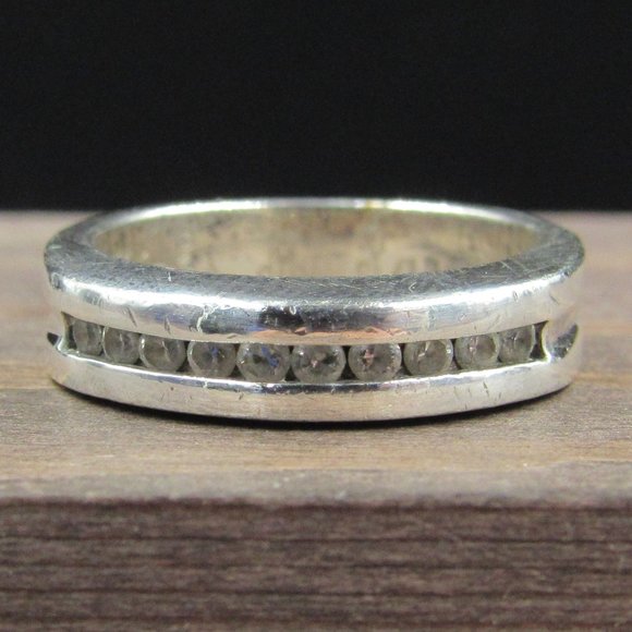 Jewelry - Size 6 Sterling Silver Thick Channel CZ Ring